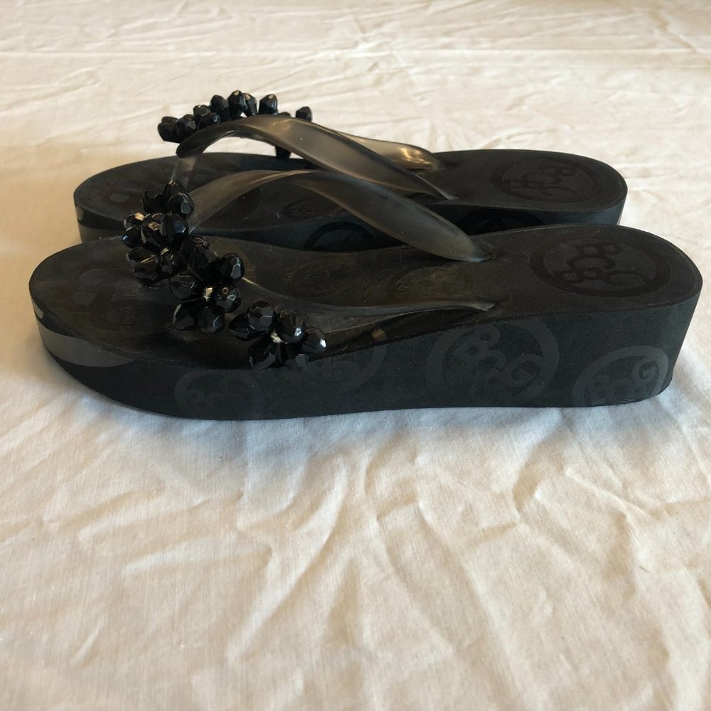 BCBG Black Sandals Size 8 - Picture 4 of 7